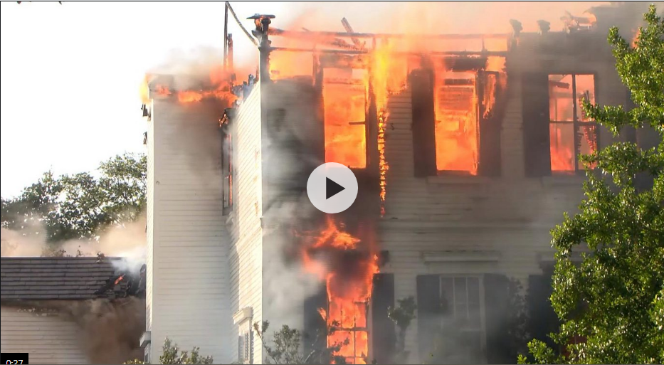 Huge Fire Engulfs Historic Plantation House in Louisiana