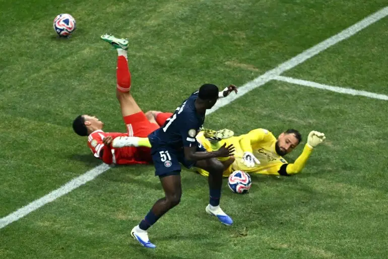 Manuel Neuer criticises Gianluigi Donnarumma over Jamal Musiala injury